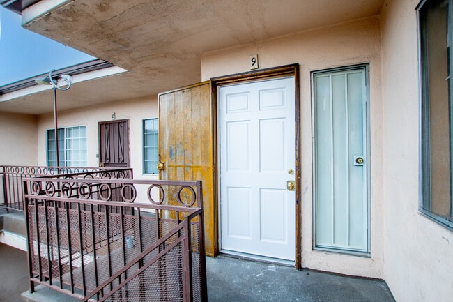 Foto del edificio - 10520 S Figueroa St