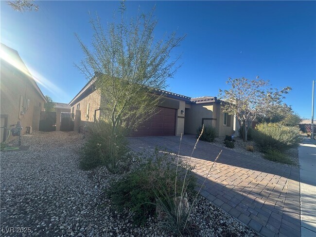 Foto del edificio - 4513 Meline Ave