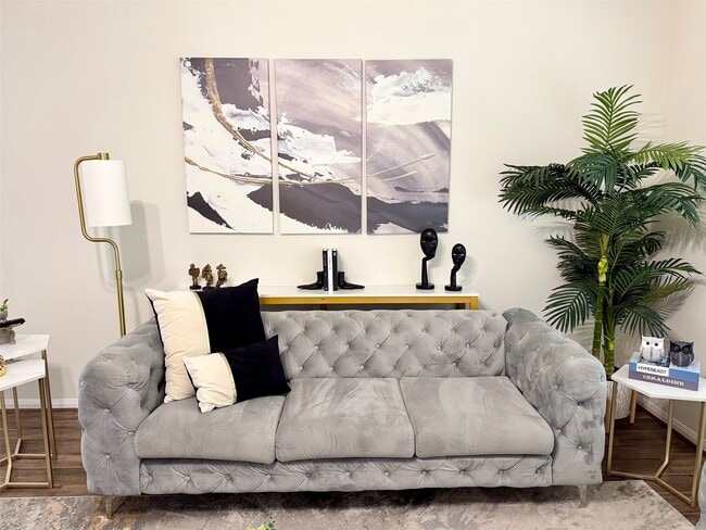 Foto del edificio - 142 E Spindle Tree Cir