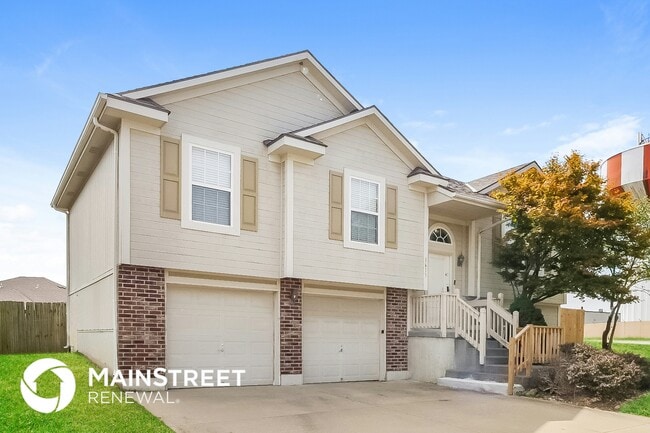 Building Photo - 1613 NW High View Dr