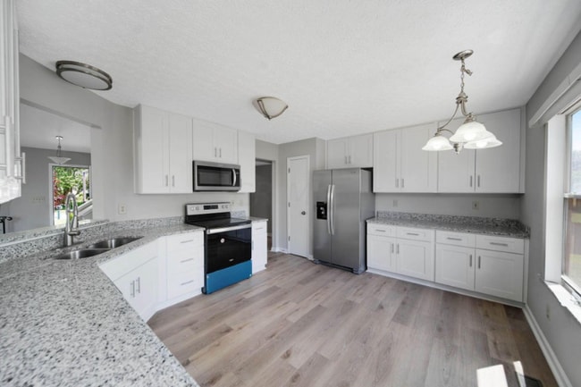 Building Photo - 1536 Aniko Ave