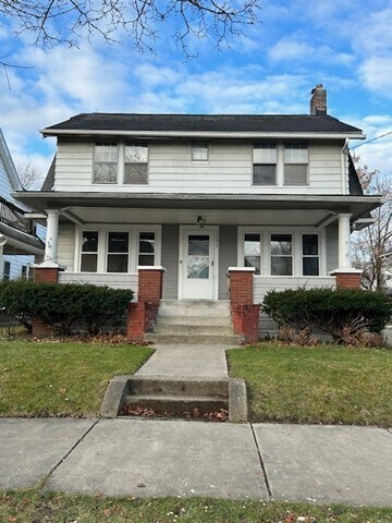 Primary Photo - 1032 Berwin St