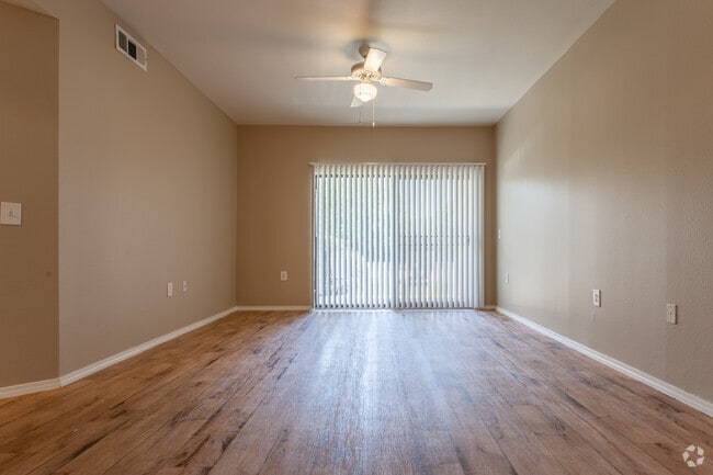 3 BR, 2 BA - 1207 SF - Pinnacle - The Ridge