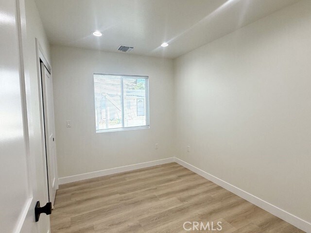 Foto del edificio - 2407 Grandeur Ave