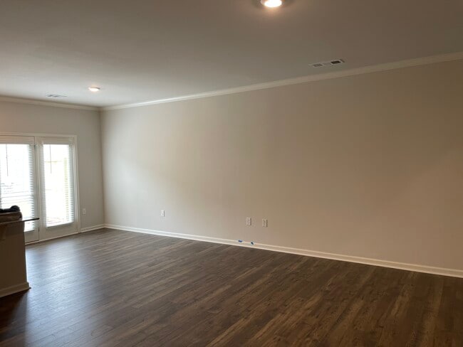 Building Photo - 3101 Greyton Dr