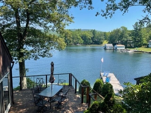 Foto principal - 93 Lakewood Manor Rd