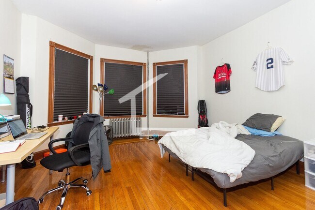 Foto del edificio - 3bed 2bath unit in Brookline