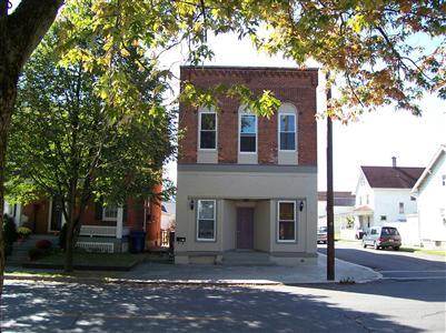 Foto principal - 48 Main St