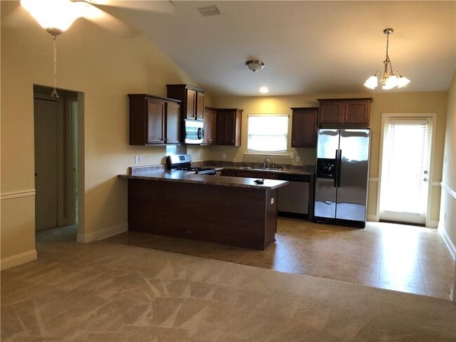 Foto del edificio - 8195 Savage Loop