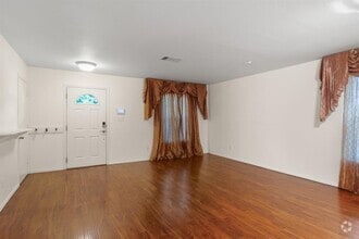 Building Photo - 300 Emerald Fields Ln