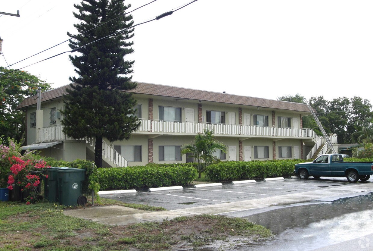 Foto del edificio - Croissant Apartments
