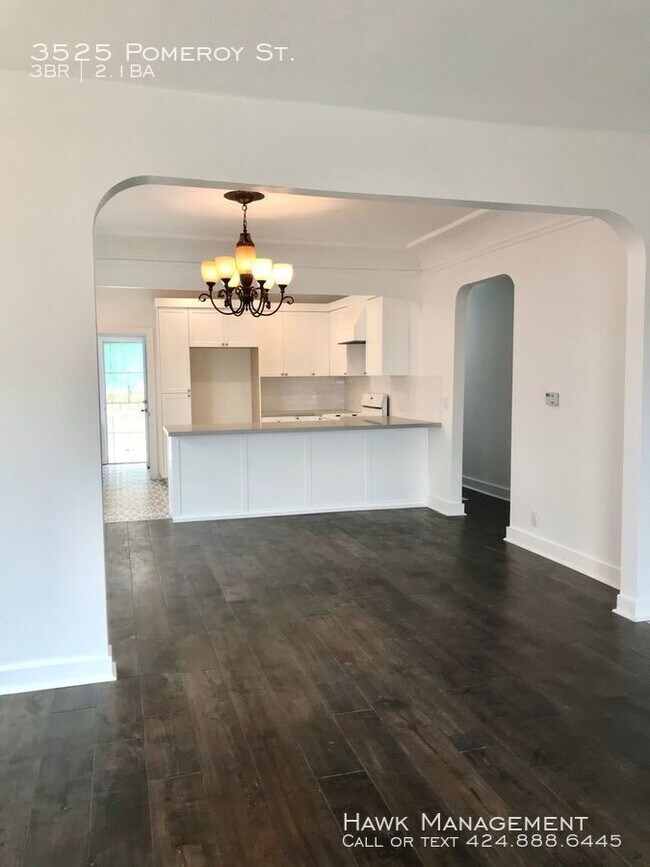 Foto del edificio - 3525 Pomeroy St