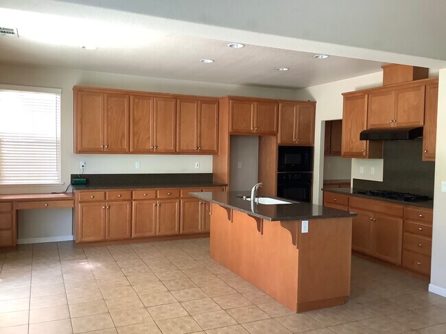 Building Photo - 422 Munter Ct