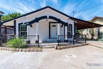 Building Photo - 3931 Abilene St