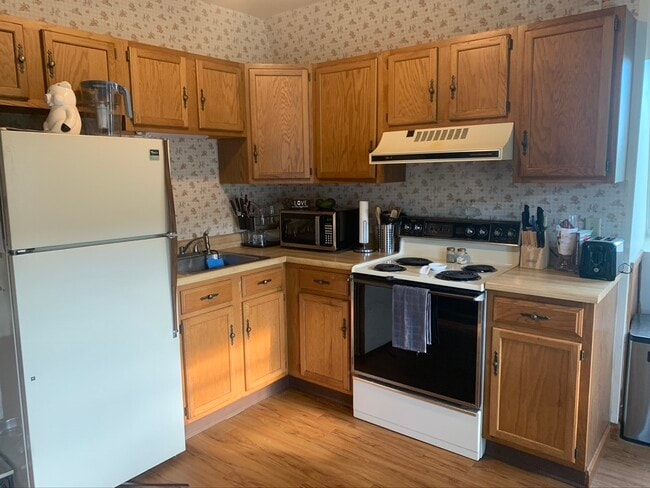 Building Photo - 796 S Barre Rd