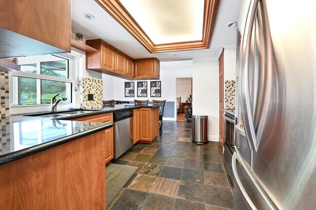 Building Photo - BEAUTIFUL SINGLE FAMILY POOL HOME IN BONITA SPRINGS