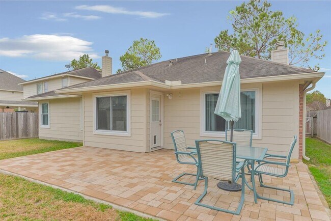 Foto del edificio - 5643 Bear Meadow Ln