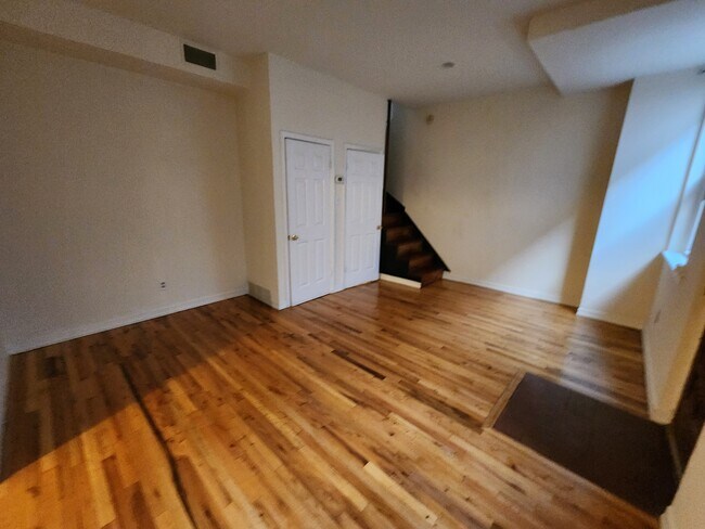 Foto del edificio - 1114 N 4th St