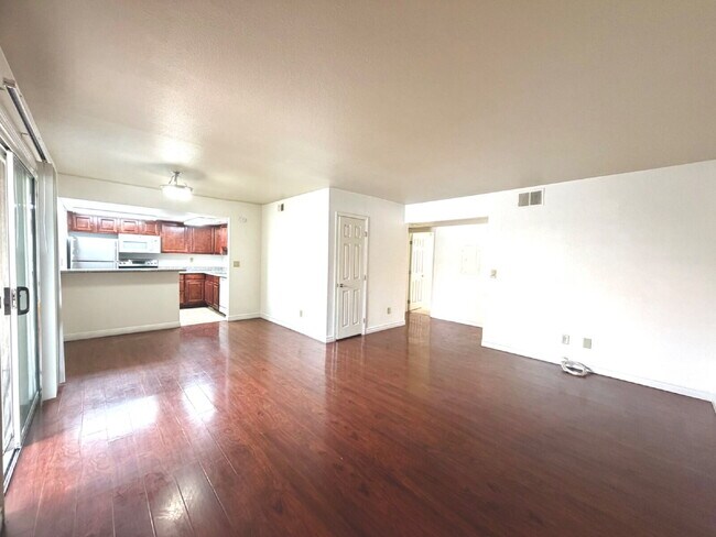 Building Photo - LAS VEGAS GUARD-GATED CONDO FOR RENT | 2 BEDROOM DOWNSTAIRS UNIT | BELLA VITA COMMUNITY
