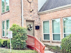 Building Photo - 15193 Kimberley Ct