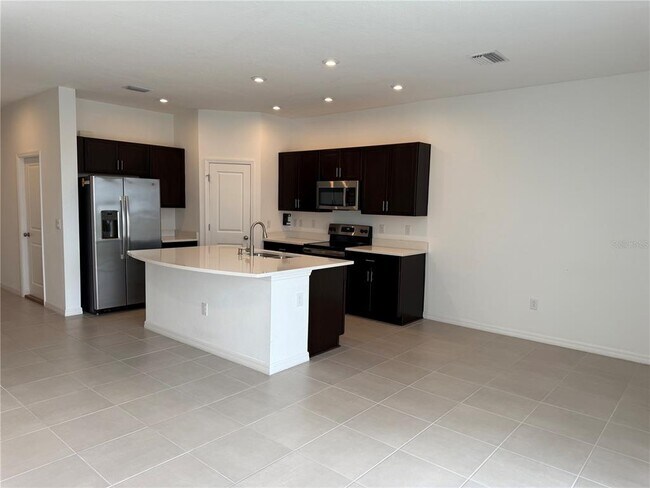 Foto del edificio - 2297 Alee Ln