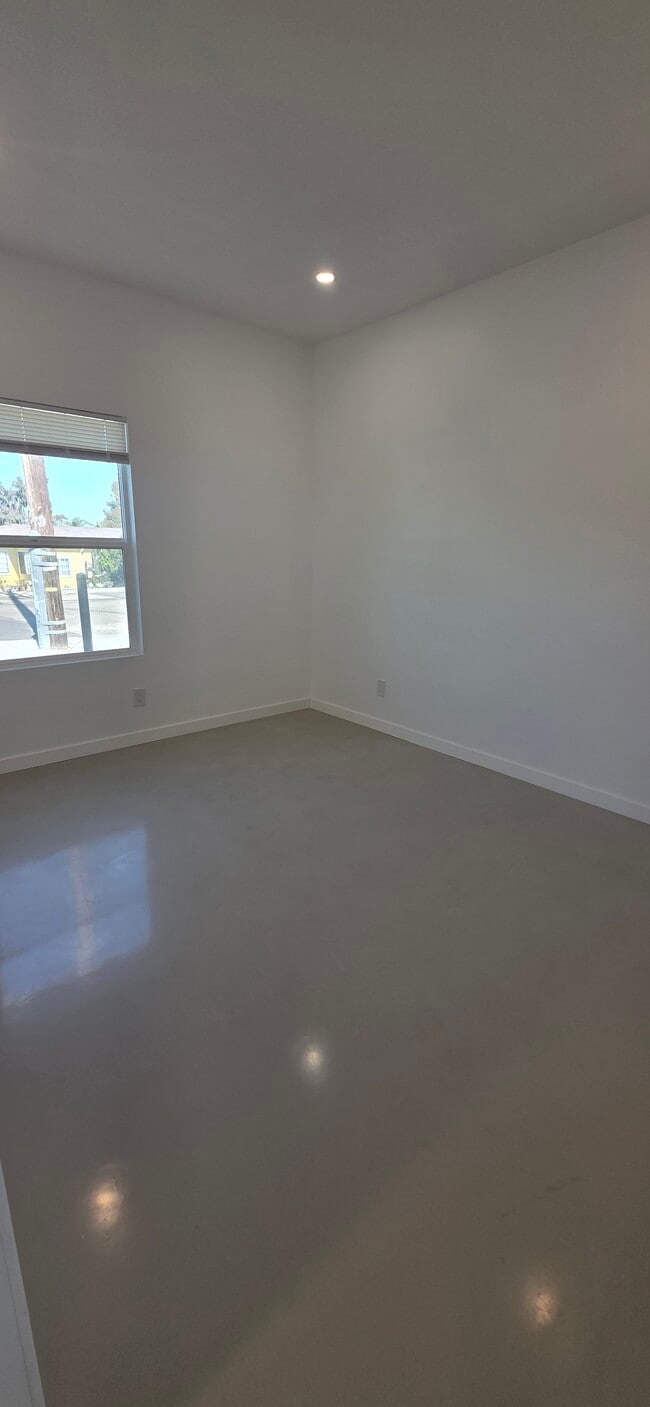 Foto del edificio - 2611 Grove St