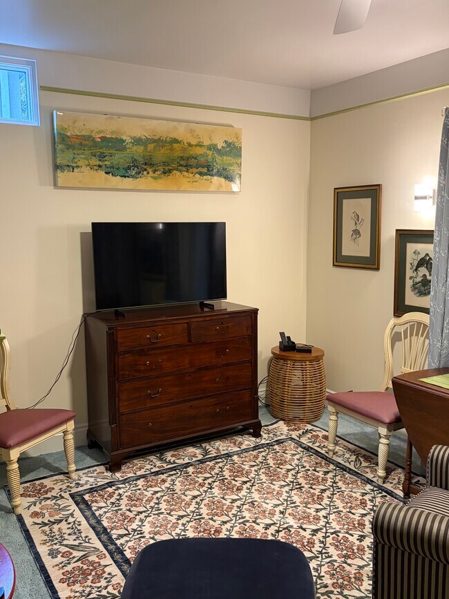 Foto del edificio - 1735 Germaine Ct