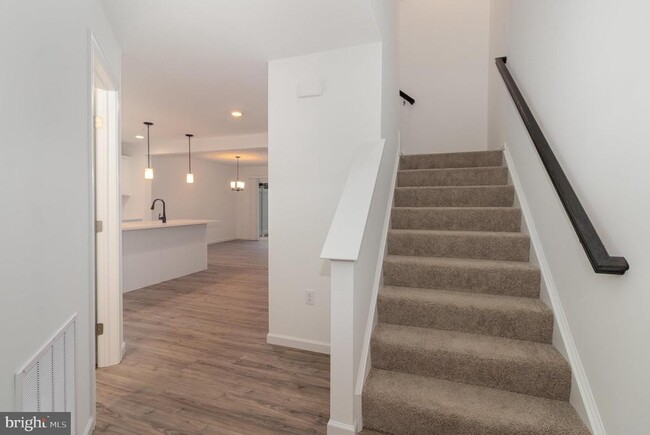 Building Photo - 104 Emma Cir