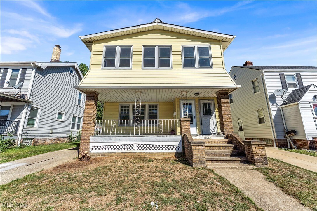 18751 Monterey Ave Euclid, OH 44119 – photo 1