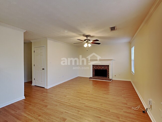 Foto del edificio - 3168 Bradford Pear Dr
