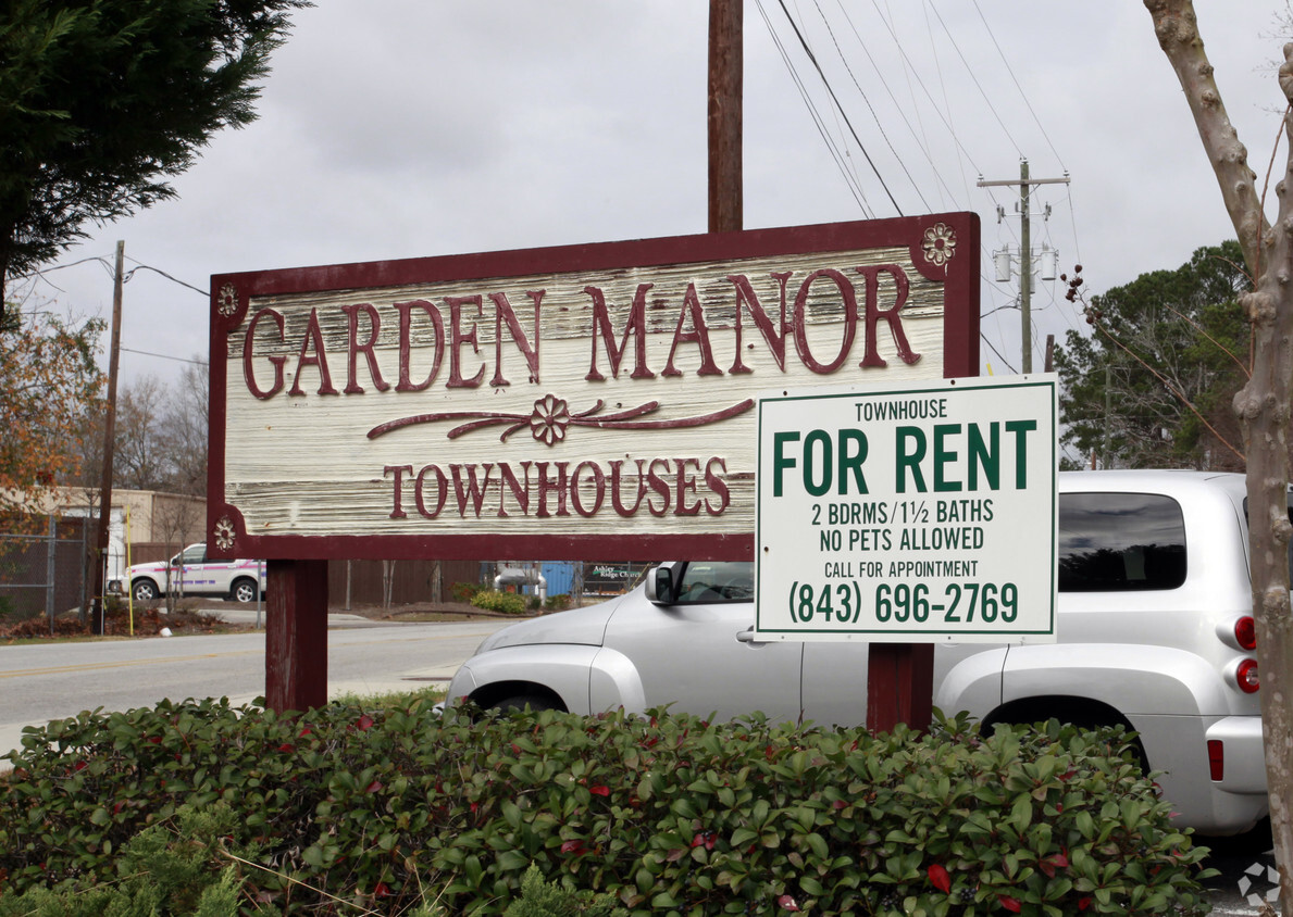 Building Photo - Garden Manor Townhomes