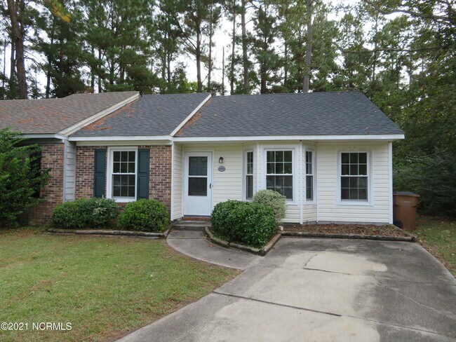 Foto del edificio - 1922 Greenstone Ct