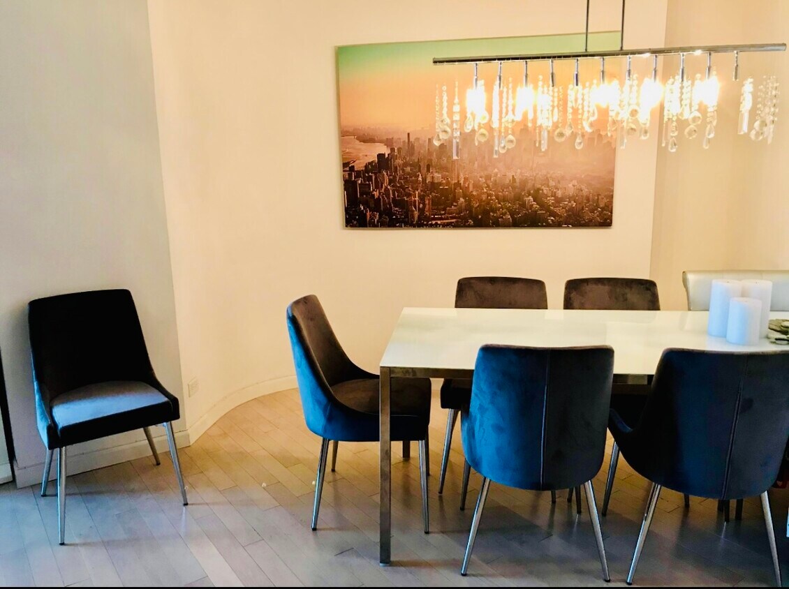 Foto del edificio - 330 E 38th St
