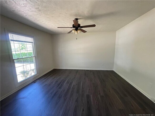 Foto del edificio - 4809 Belford Rd
