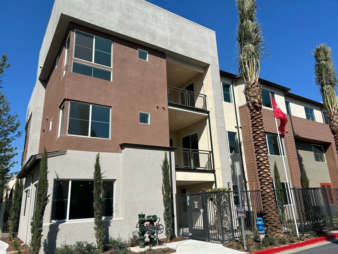 301 N Robin Privado, Ontario, CA 91764 House Rental in Ontario, CA