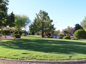 Building Photo - 1623 Cave Spring Dr