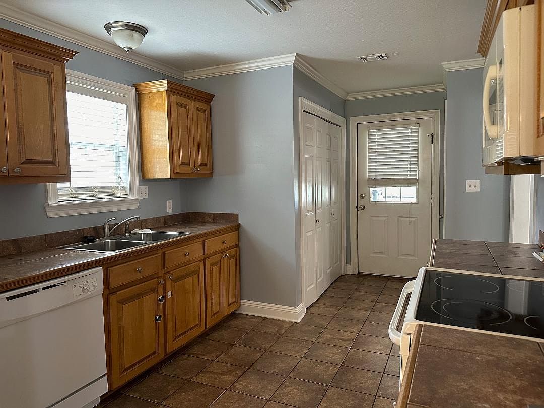 Foto principal - 53 Clear Springs Ct