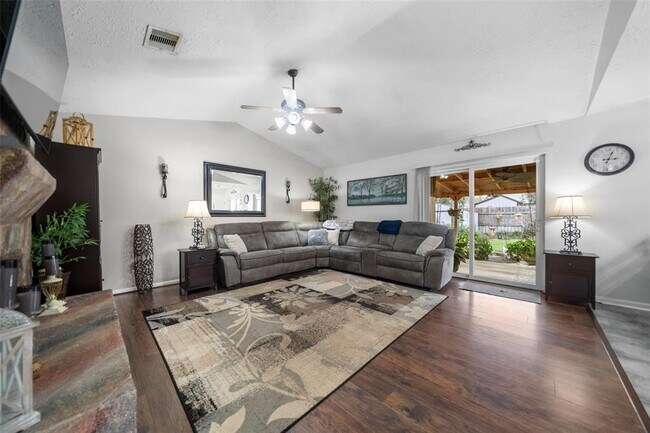 Building Photo - 2339 Marble Falls Dr