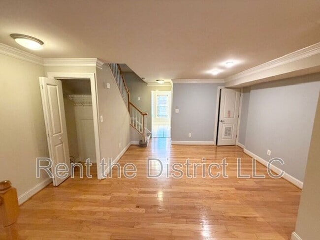 Foto del edificio - 61 14th St NE