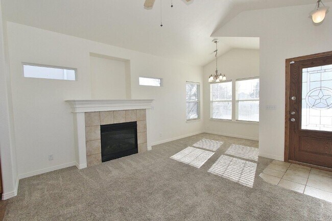 Foto del edificio - Quaint Cottage-Style Home in SE Boise