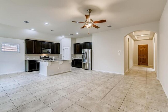 Building Photo - 13827 Quiet Fox Ln