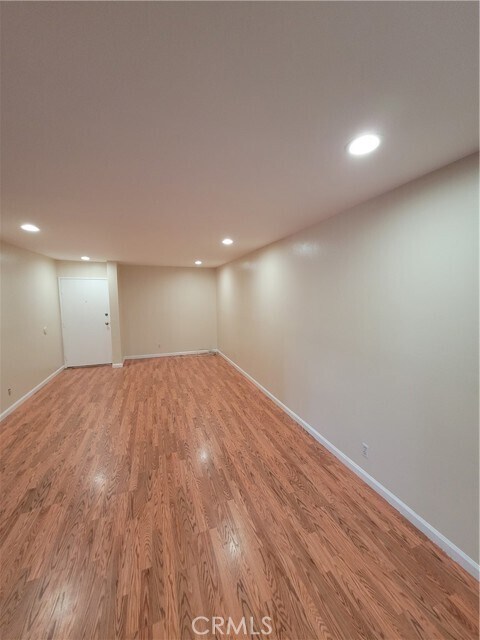 Foto del edificio - 4110 Elm Ave