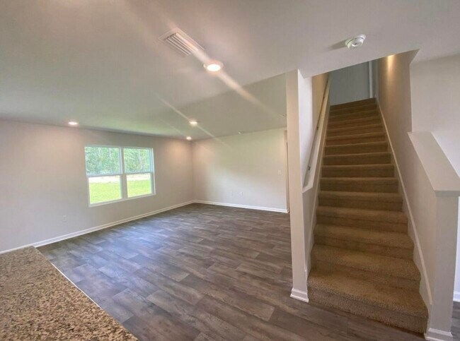 Building Photo - 6724 Sarah Ann Way