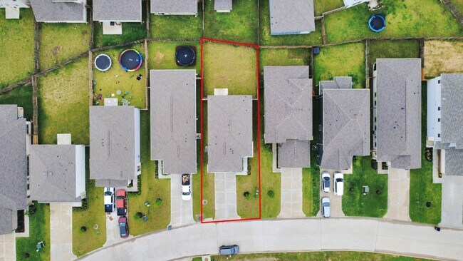 Foto del edificio - 18740 Lucas Michael Wy