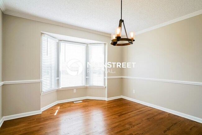Building Photo - 3 Bedroom Pet-Friendly Home in Raleigh, NC with Main Street Renewal