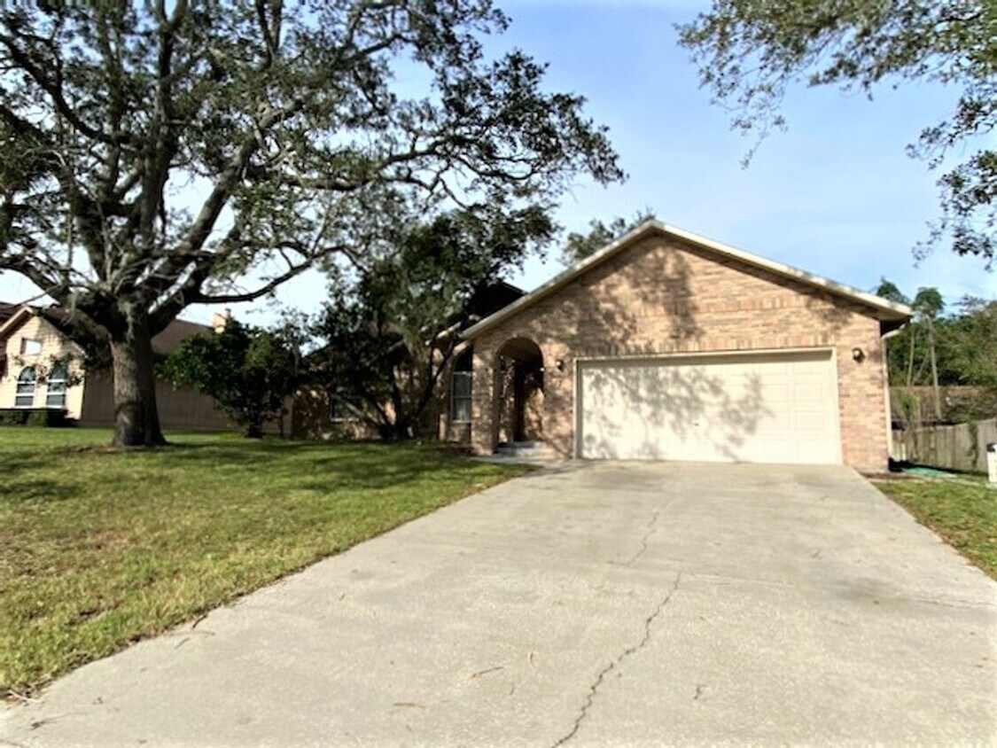 Primary Photo - Beautiful 3 Bedroom Home in Ormond Beach!