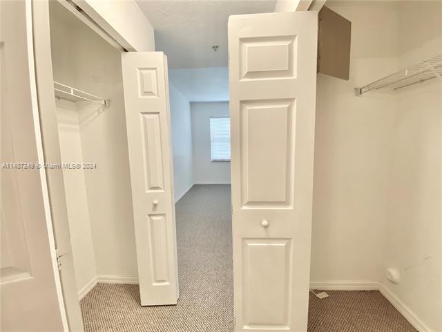 Foto del edificio - 10885 NW 89th Ter