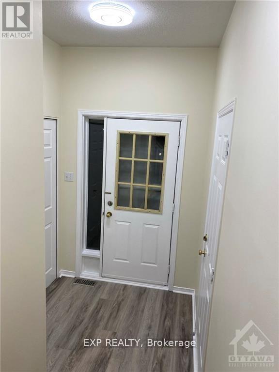 Building Photo - 278 Stoneway Dr