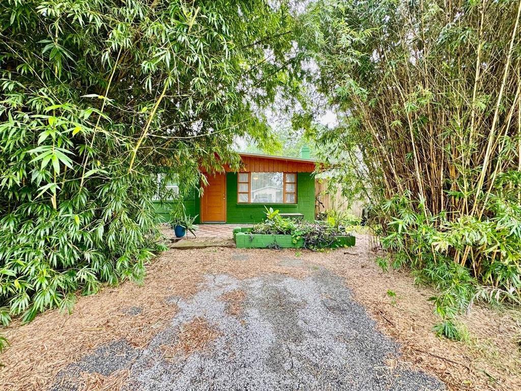 Foto principal - 5209 10th Ave S