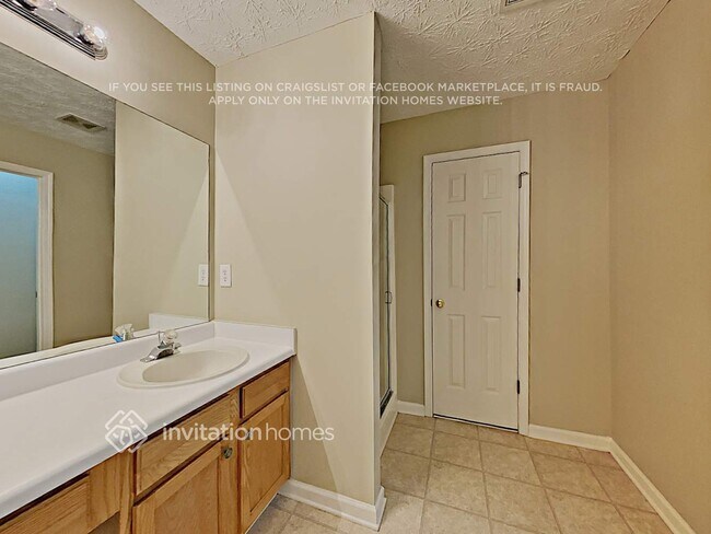 Foto del edificio - 1850 Skylar Leigh Dr